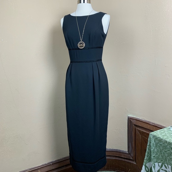 Donna Morgan Dresses & Skirts - Donna Morgan for Maggy Sz 8 Little Black Dress